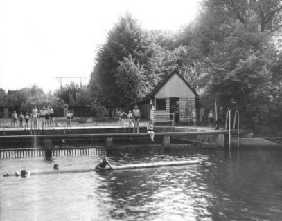 Heimatverein Warendorf: Warendorfer Flussbadeanstalt 1926